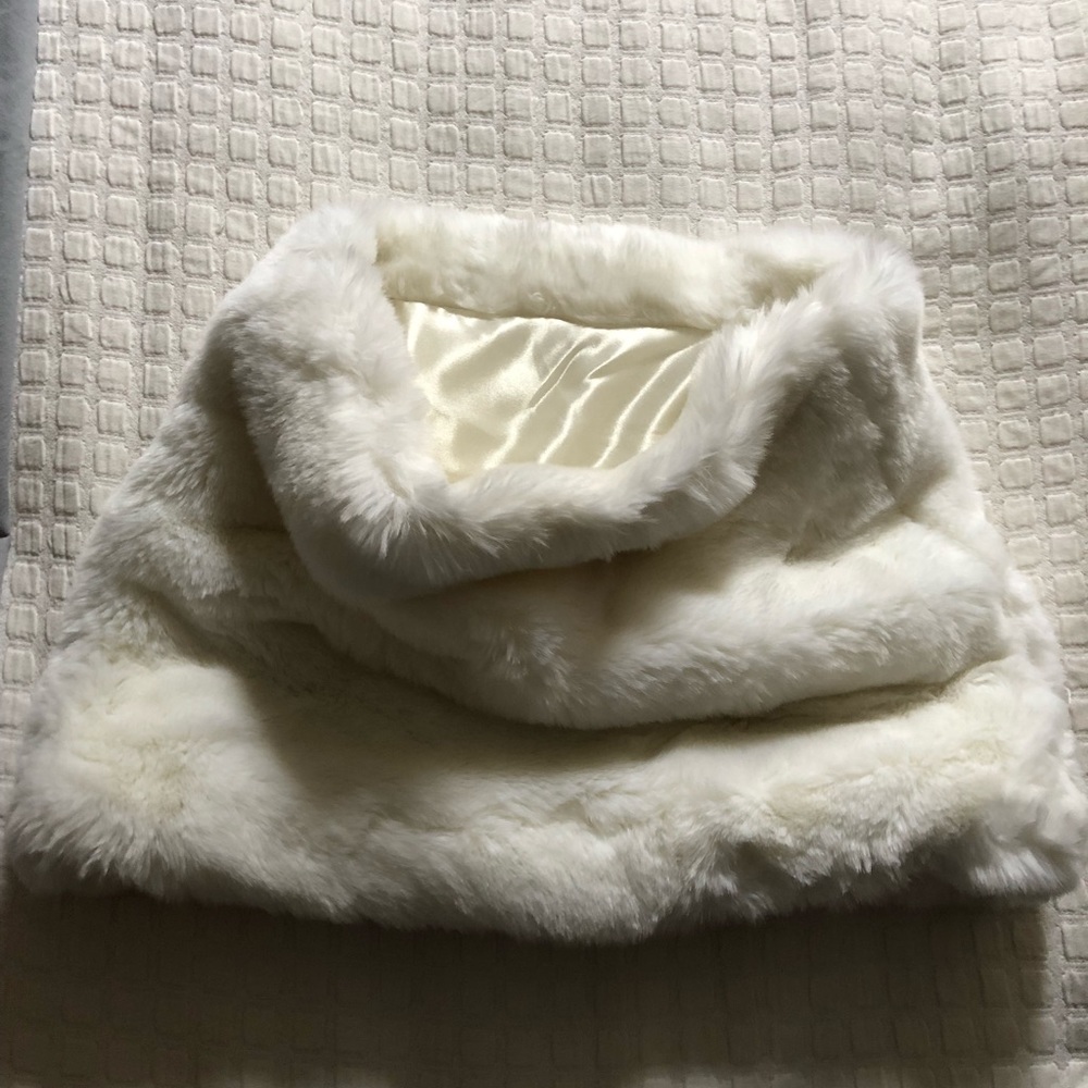 White House Black Market neck muff